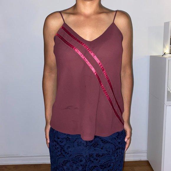 Burgundy camisole with pink diagonal stripe - Picture 1 of 4